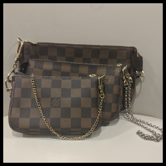 Louis Vuitton Handbags - Bucket version Damier Ebene Pochette Accessoires